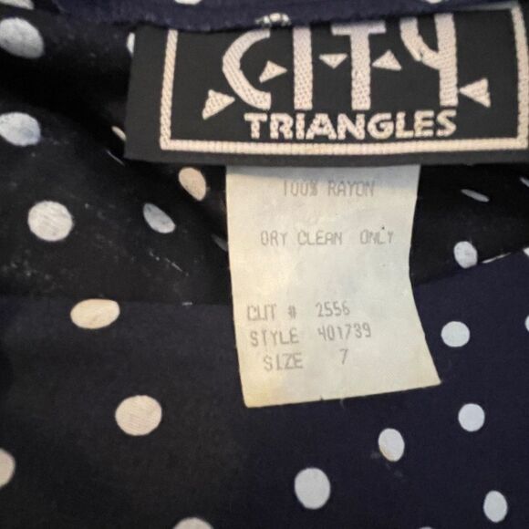 Vintage City Triangles Shorts‎ Romper - Picture 6 of 6